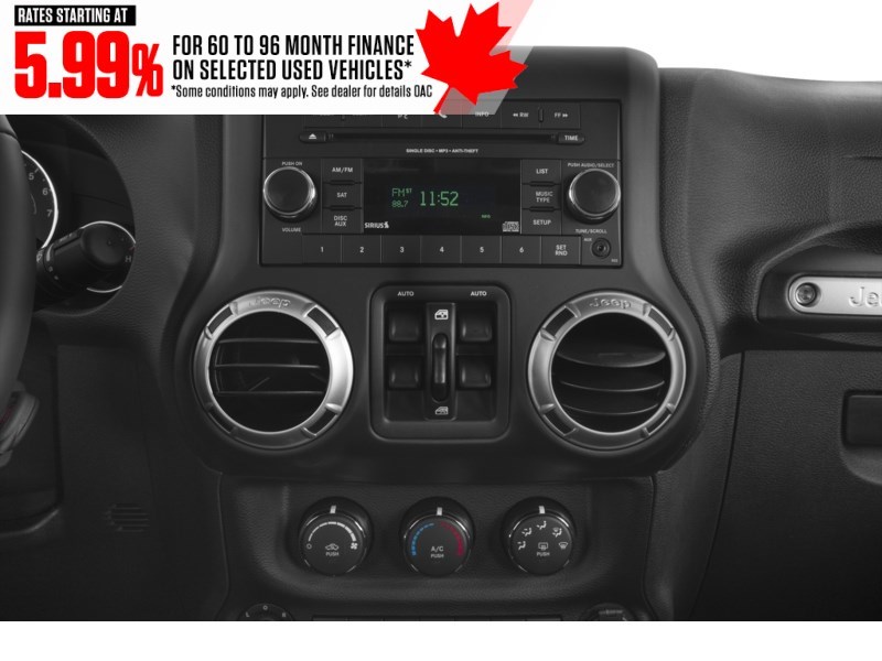 2017 Jeep Wrangler Unlimited 4WD 4dr Sahara Interior Shot 2