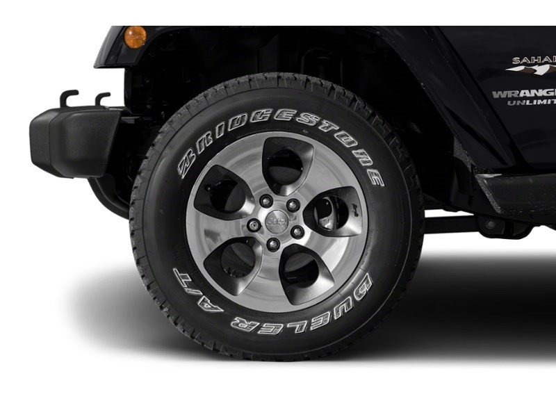 2018 Jeep Wrangler JK Unlimited Sahara 4x4 Exterior Shot 5