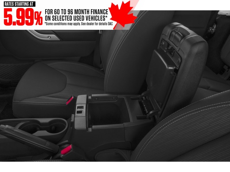 2017 Jeep Wrangler Unlimited 4WD 4dr Sahara Interior Shot 7