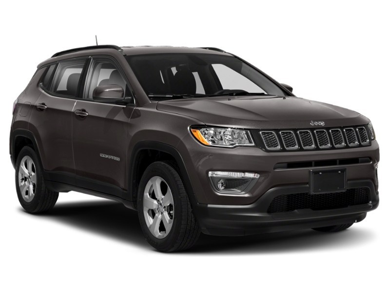 2018 Jeep Compass North FWD Exterior Shot 9