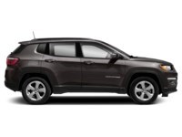 2019 Jeep Compass Altitude 4x4 Exterior Shot 11