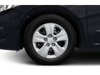 2018 Kia Forte LX Auto Exterior Shot 5