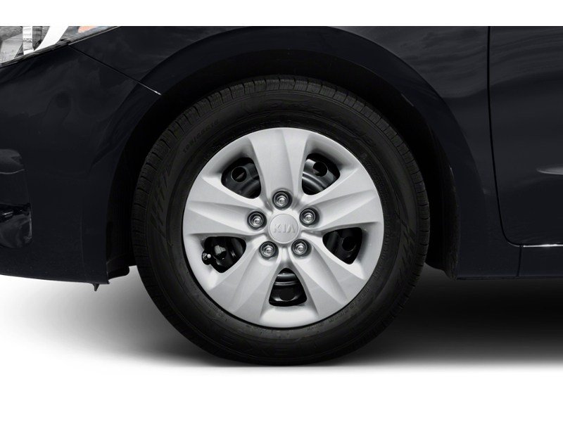 2018 Kia Forte LX Auto Exterior Shot 5