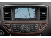 2018 Nissan Pathfinder 4x4 Midnight Edition Interior Shot 8