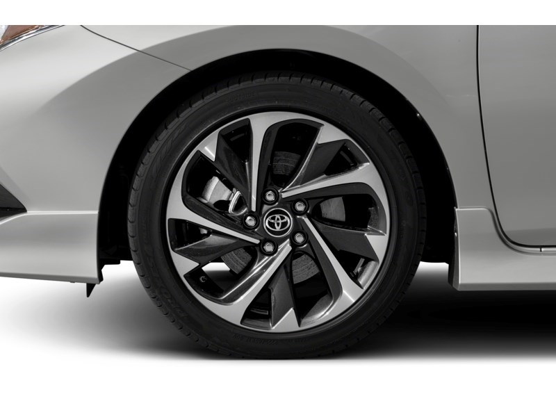 2017 Toyota Corolla iM 4dr HB Man Exterior Shot 5