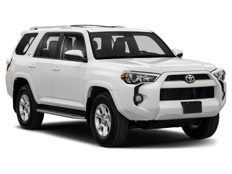 2018 Toyota 4Runner SR5 Exterior Shot 9