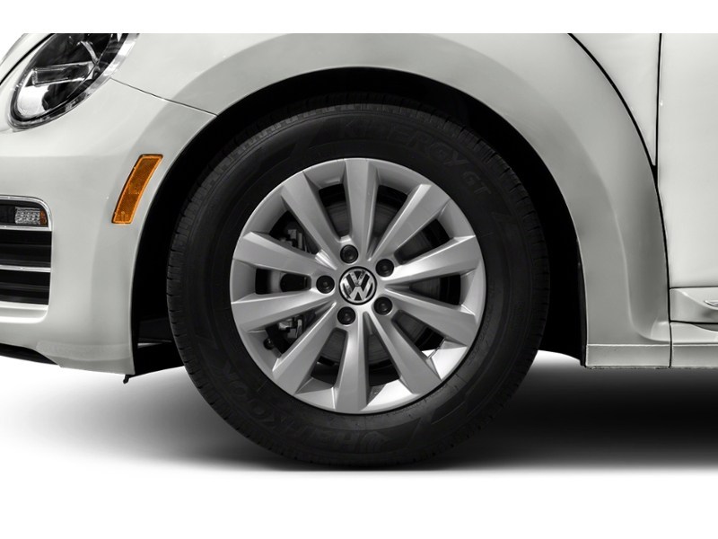 2017 Volkswagen Beetle 2dr Conv Classic Exterior Shot 5