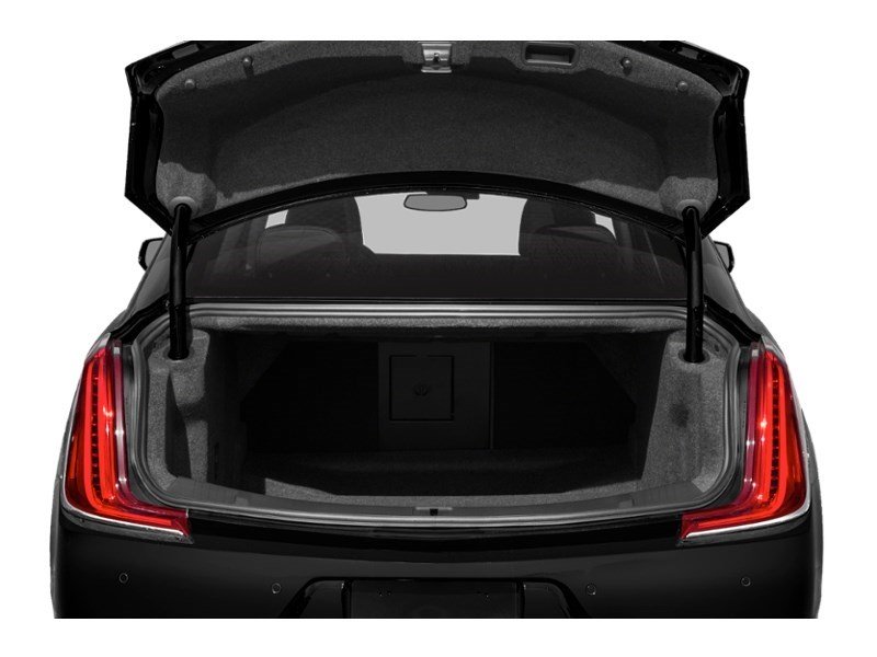 2018 Cadillac XTS 4dr Sdn Livery Package FWD Exterior Shot 4