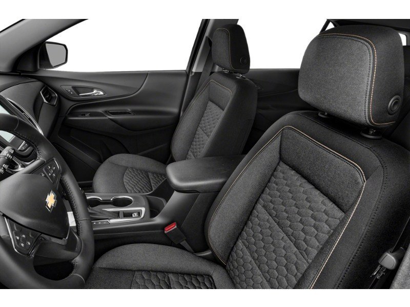 2018 Chevrolet Equinox FWD 4dr LT w/1LT Interior Shot 4