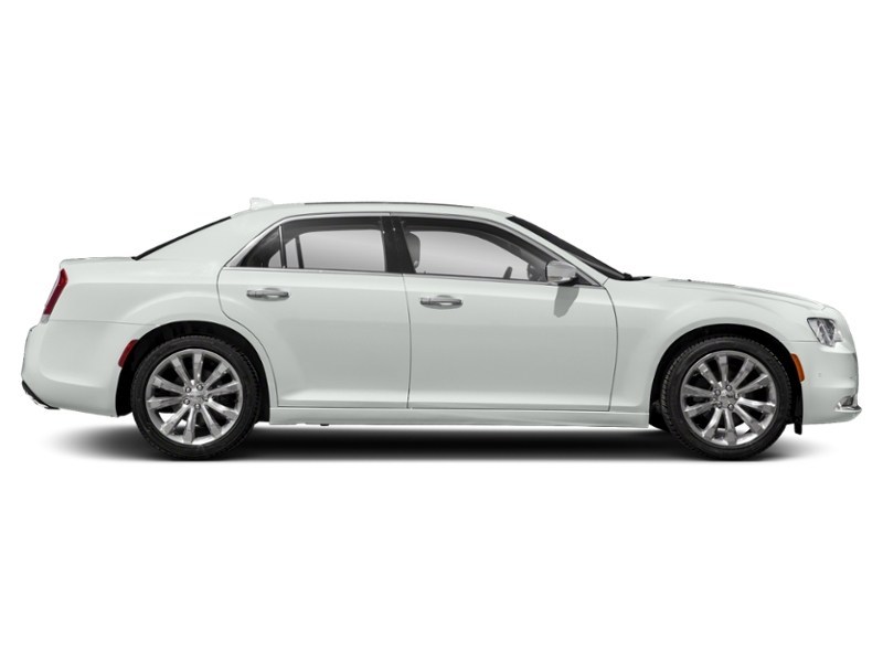 2018 Chrysler 300 300 Limited AWD Exterior Shot 11