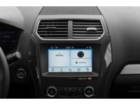 2018 Ford Explorer XLT 4WD Interior Shot 2