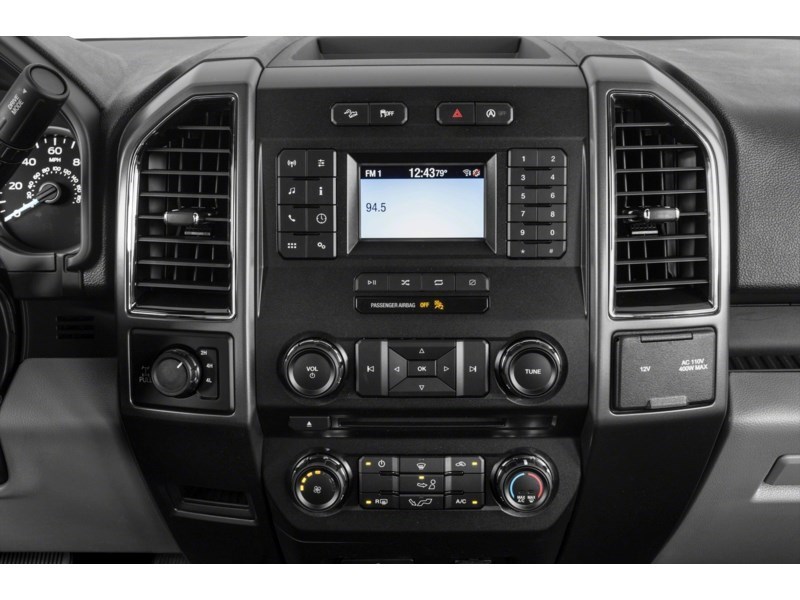 2018 Ford F-150 XLT /FX4/ SPORT APPEREANCE Interior Shot 2