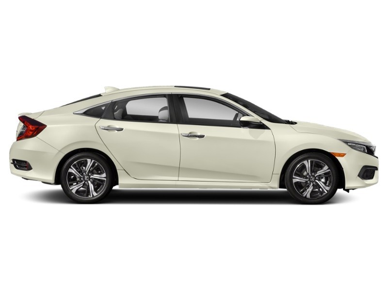 2018 Honda Civic Touring CVT Exterior Shot 11