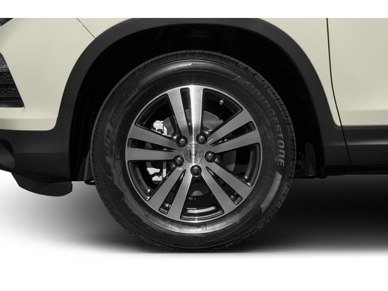 2018 Honda Pilot EX AWD Exterior Shot 5