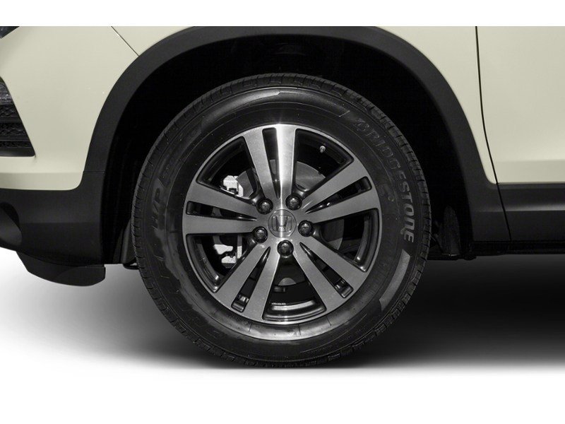 2018 Honda Pilot EX AWD Exterior Shot 5
