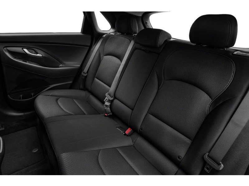 2018 Hyundai Elantra GT GL SE Auto Interior Shot 5