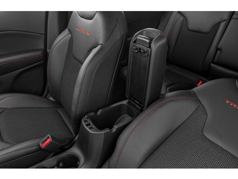2017 Jeep New Compass 4WD 4dr Trailhawk Interior Shot 7