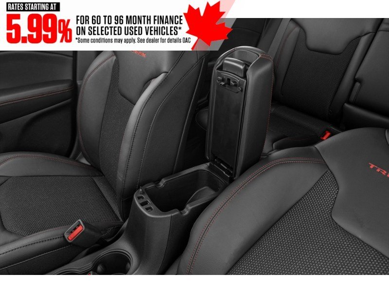2021 Jeep Compass Trailhawk Elite 4x4 Interior Shot 7