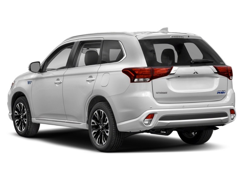 2018 Mitsubishi Outlander Plug-In Hybrid SE Exterior Shot 10