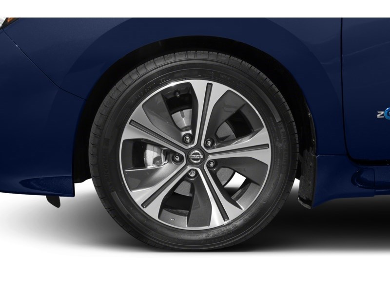 2018 Nissan LEAF S Hatchback Exterior Shot 5