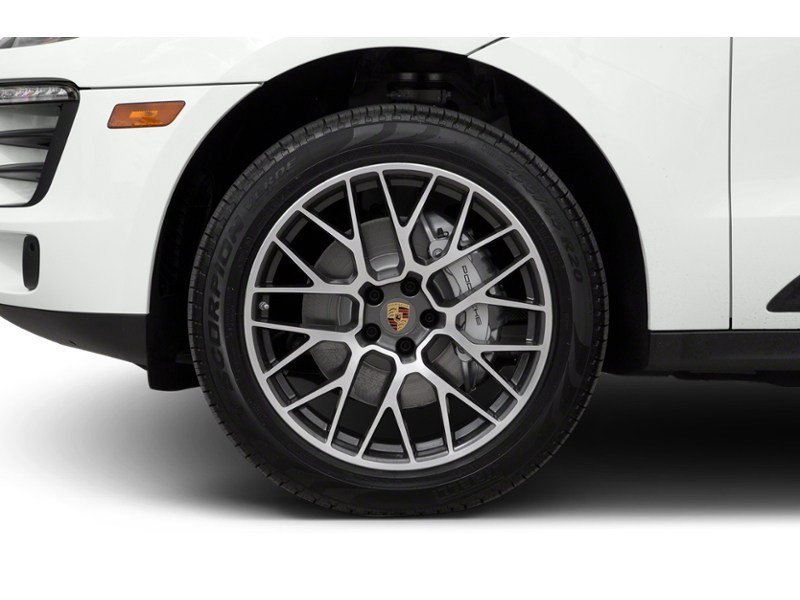 2018 Porsche Macan Sport Edition Exterior Shot 5