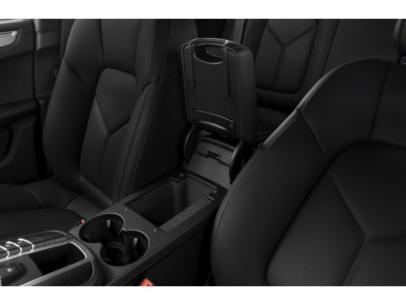 2018 Porsche Macan Sport Edition Interior Shot 7