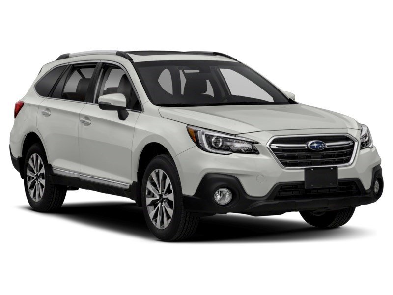 2017 Subaru Outback 3.6R Premier Technology Package (CVT) Exterior Shot 9