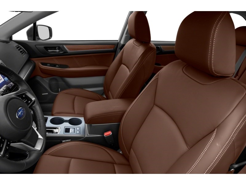 2017 Subaru Outback 3.6R Premier Technology Package (CVT) Interior Shot 4