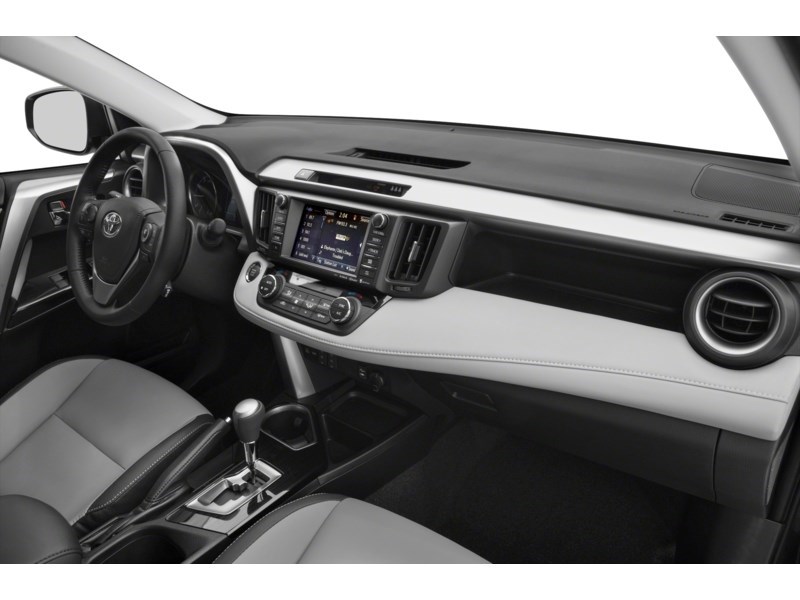 2018 Toyota RAV4 AWD SE | Ultra Low KM's Interior Shot 1