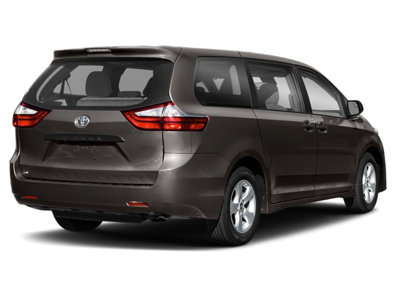 2020 Toyota Sienna XLE 7-Passenger AWD Exterior Shot 2