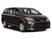 2020 Toyota Sienna XLE 7-Passenger AWD Exterior Shot 9