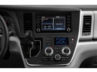 2020 Toyota Sienna XLE 7-Passenger AWD Interior Shot 2