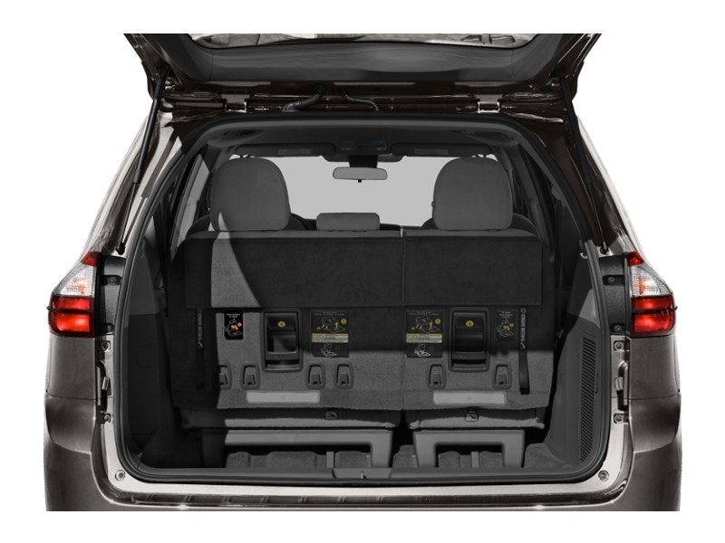 2020 Toyota Sienna XLE 7-Passenger AWD Exterior Shot 4