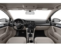2018 Volkswagen Golf Comfortline 5-door Manual Interior Shot 6