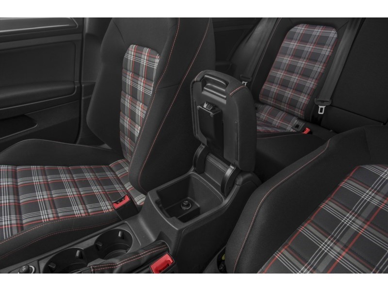 2018 Volkswagen Golf GTI 5-door DSG Interior Shot 7
