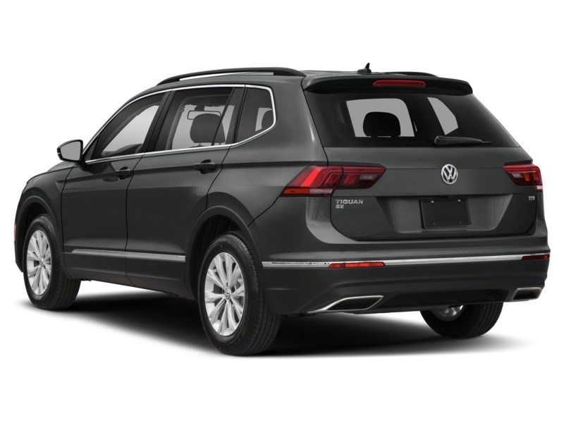 2018 Volkswagen Tiguan Comfortline Exterior Shot 10