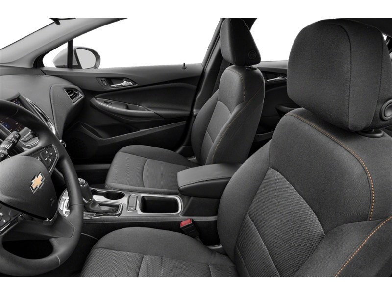 2019 Chevrolet Cruze 4dr HB LT Interior Shot 4