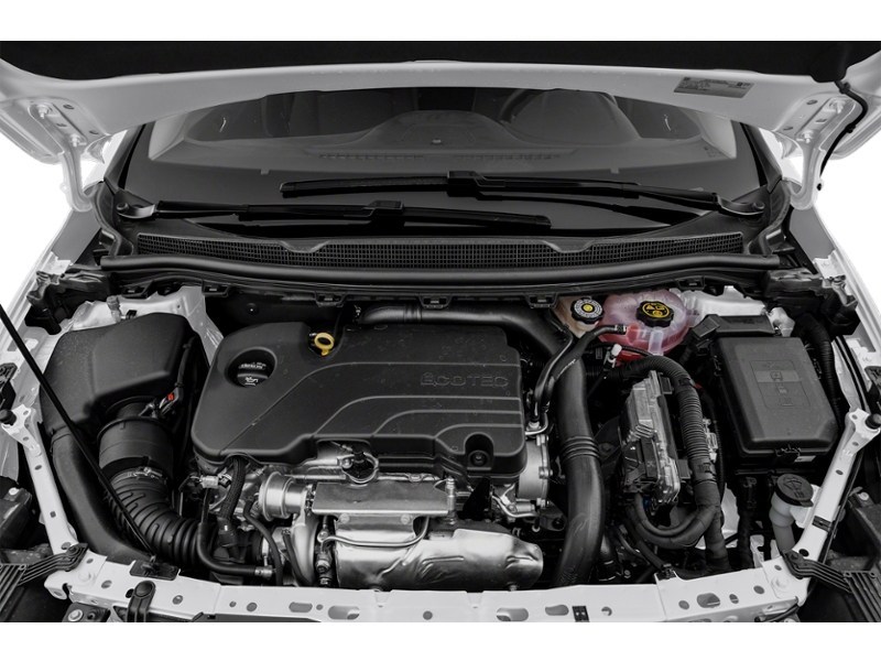 2019 Chevrolet Cruze 4dr HB LT Exterior Shot 3