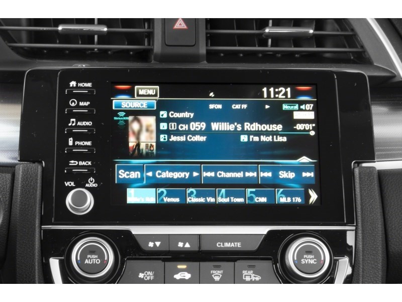 2020 Honda Civic Touring | Low KM's Interior Shot 2