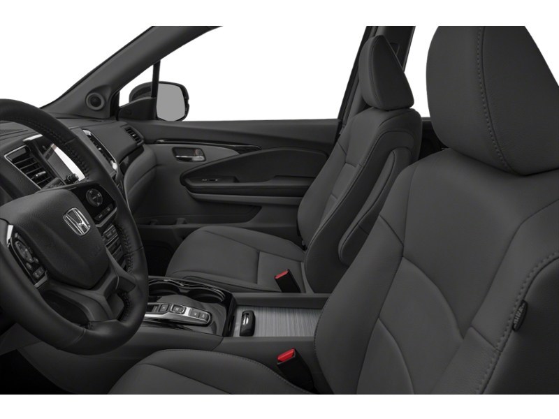 2020 Honda Pilot Touring 7-Passenger AWD Interior Shot 4