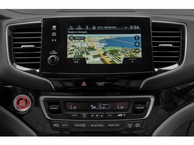 2020 Honda Pilot Touring 7-Passenger AWD Interior Shot 8