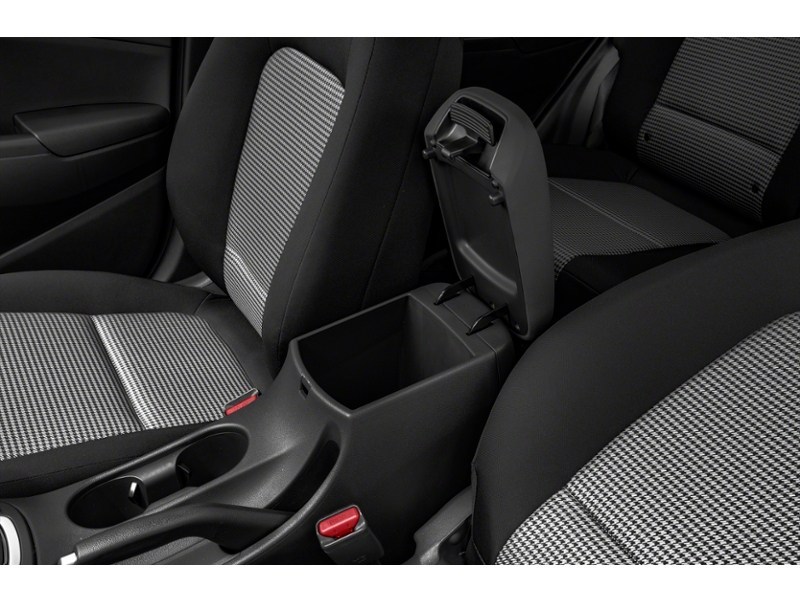2018 Hyundai Kona 1.6T Trend AWD Interior Shot 7