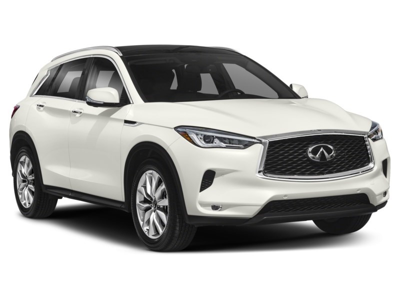 2019 INFINITI QX50 LUXE AWD Exterior Shot 8