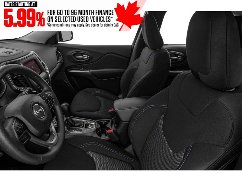 2022 Jeep Cherokee Altitude 4x4 Interior Shot 4