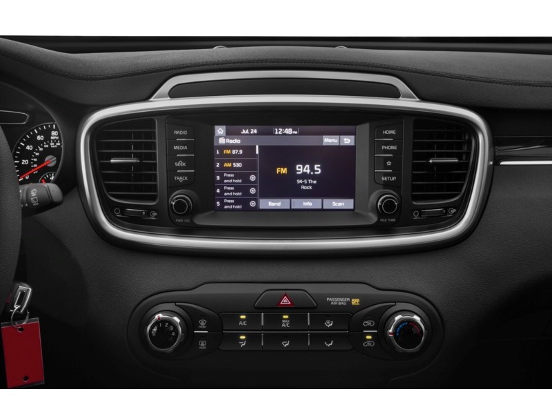 2019 Kia Sorento LX AWD Interior Shot 2