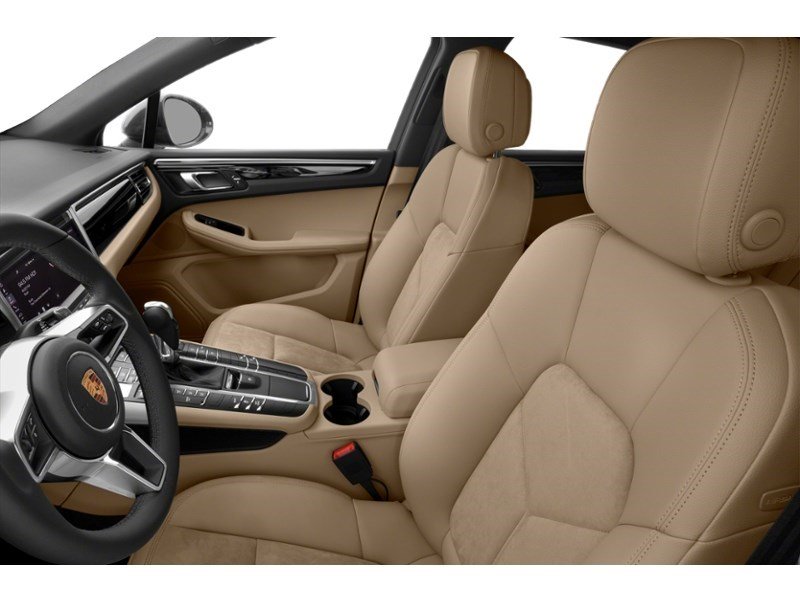 2021 Porsche Macan S Interior Shot 4