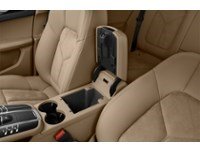 2021 Porsche Macan S Interior Shot 7