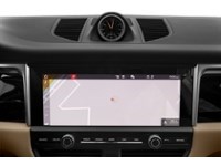 2021 Porsche Macan S Interior Shot 8