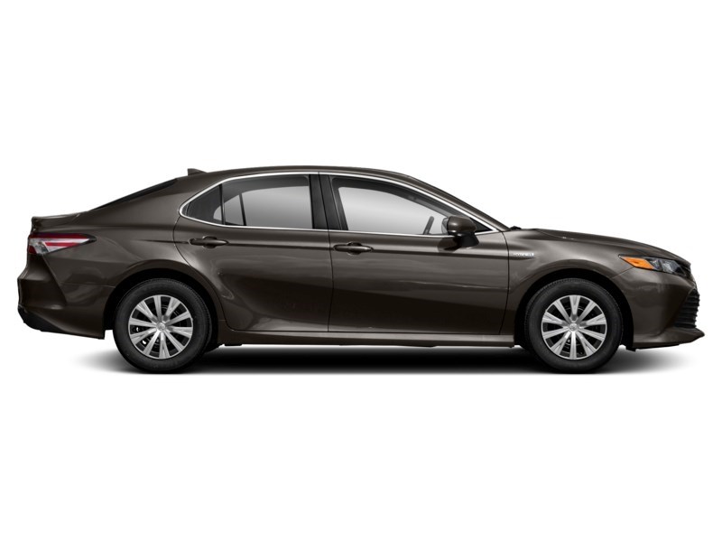 2018 Toyota Camry Hybrid LE Auto Exterior Shot 10
