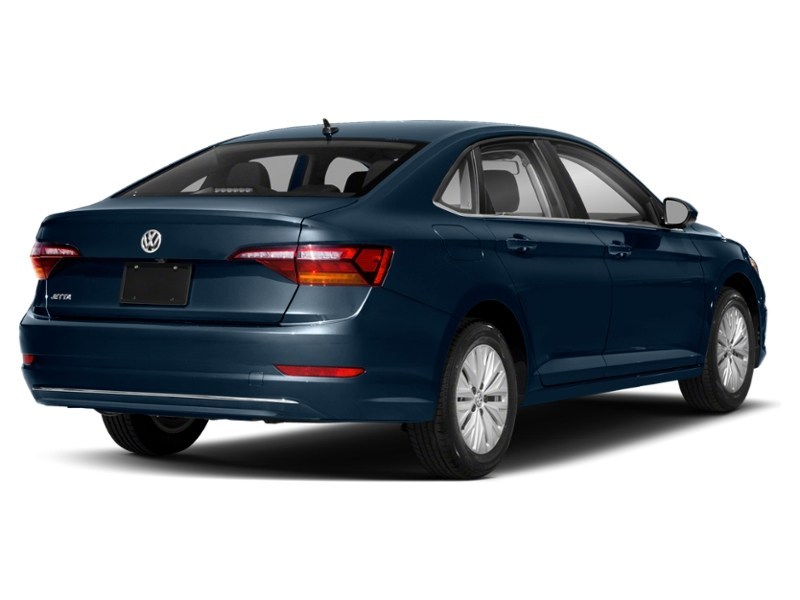 2019 Volkswagen Jetta Highline Manual Exterior Shot 2
